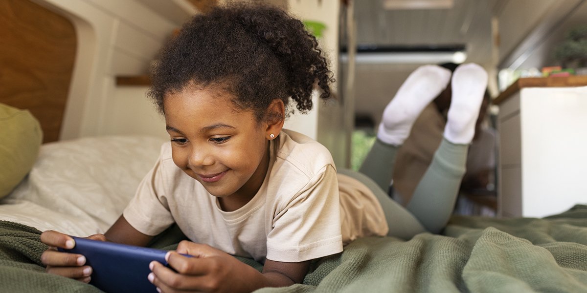 Leia mais sobre o artigo USO EXCESSIVO DE TELAS EM CRIANÇAS E ADOLESCENTES